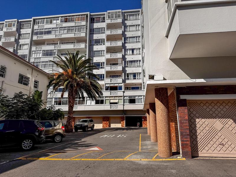 0 Bedroom Property for Sale in Sea Point Western Cape